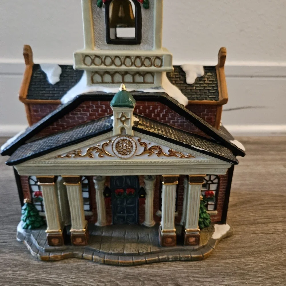 Galleria Christmas Village Hand  Painted  Church ‎ Holiday  Porcelain DAMAGED